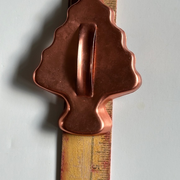 VTG Copper Colored Aluminum Cookie Cutters Lot of 5 Santa Tree Star Bell Camel - Picture 5 of 7